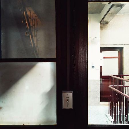 Appartement Goin Old House & Bar à Tainan Extérieur photo