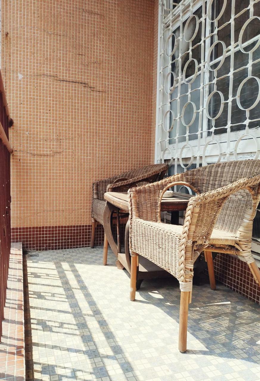 Appartement Goin Old House & Bar à Tainan Extérieur photo