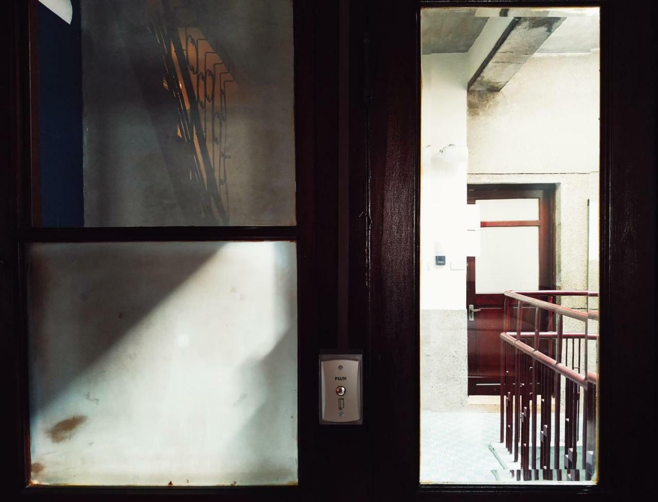 Appartement Goin Old House & Bar à Tainan Extérieur photo