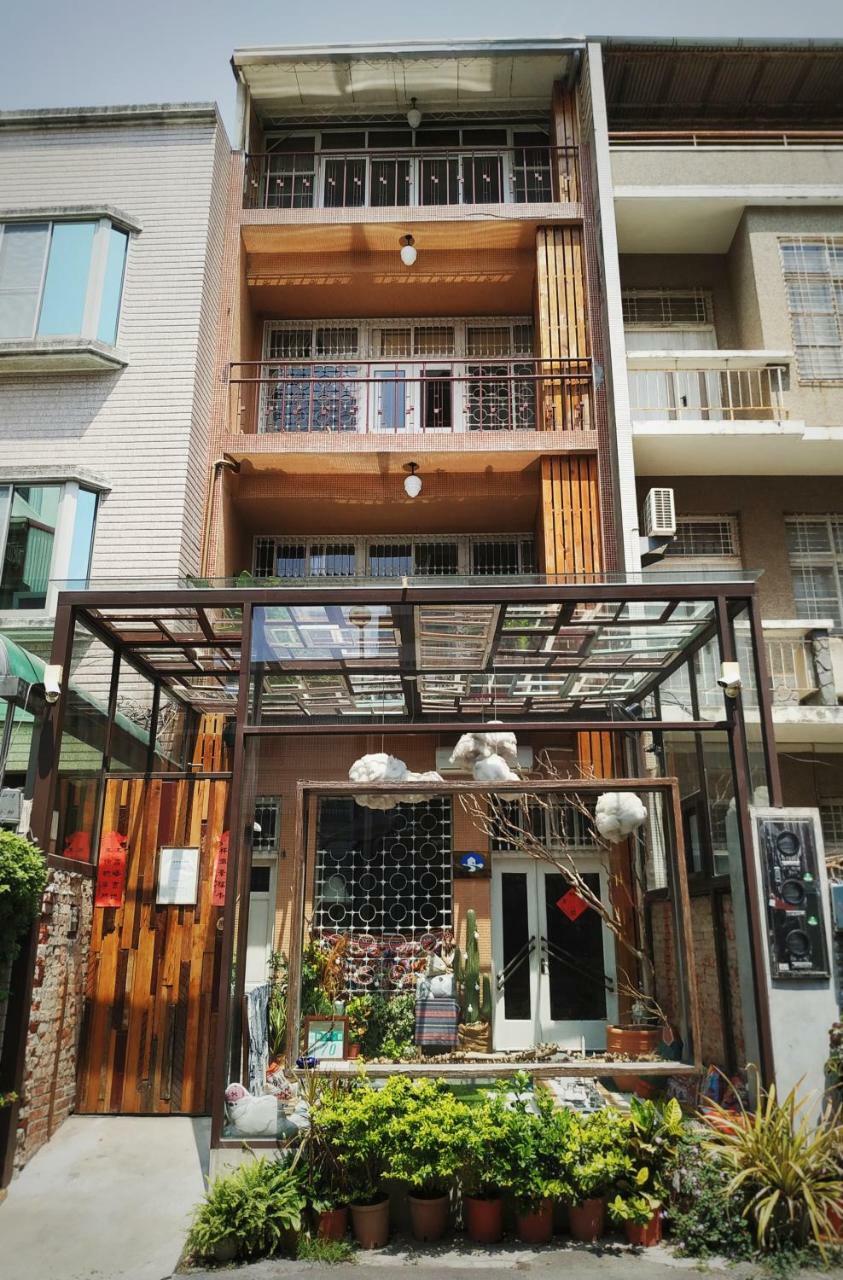 Appartement Goin Old House & Bar à Tainan Extérieur photo